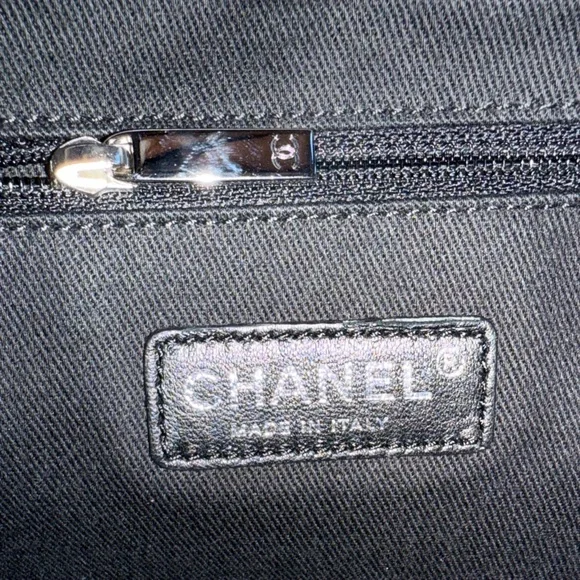 💎AUTHENTIC CHANEL GRAY RAFFIA DEAUVILLE MESSENGER BAG/SHOULDER BAG/CROSSBODY-EUC - Picture 6 of 17